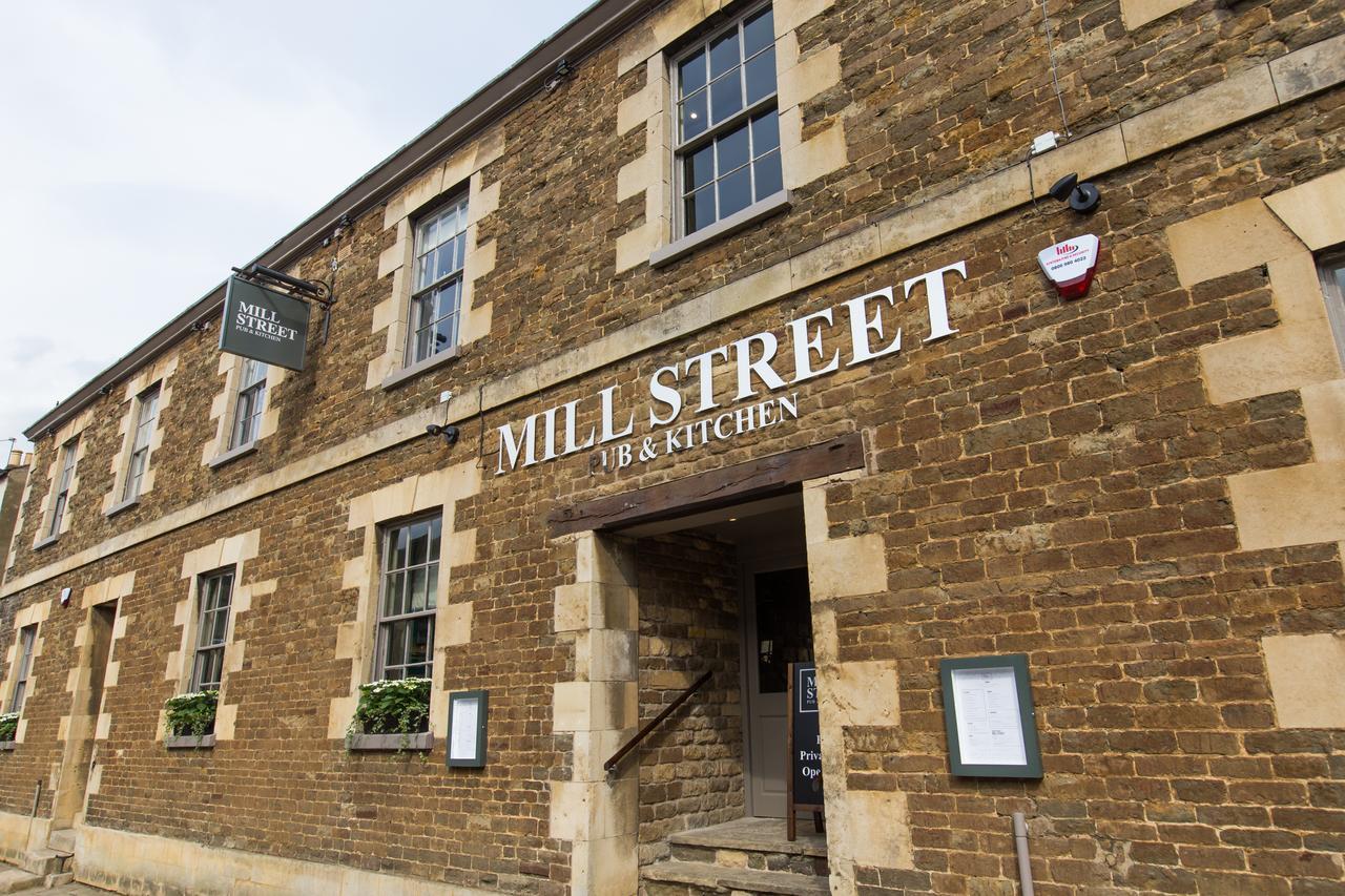 Mill Street Pub & Kitchen Bed and Breakfast Oakham Eksteriør billede